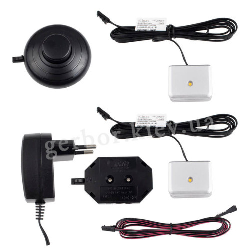 Фото столовой PRISCO BOGFRAN – подсветка витрины и буфета