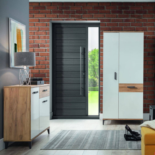 Фото тумбы SNOBI SB2 BOGFRAN в интерьере прихожей