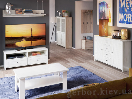 Фото комода KOM 2D4S INES VMV Holding сосна норвежская в интерьере гостиной