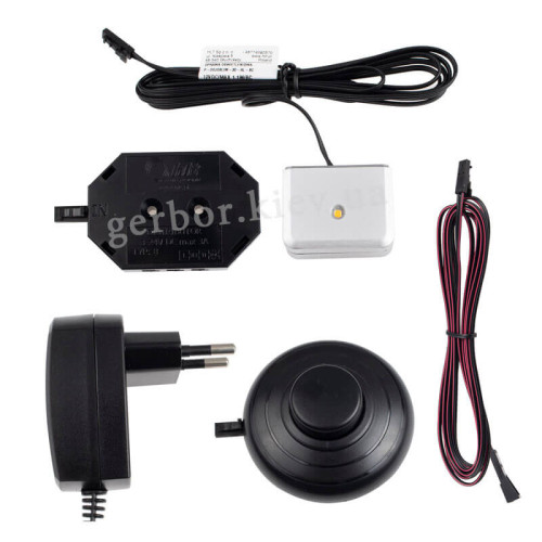 Фото витрины SNOBI SB6 BOGFRAN – подсветка