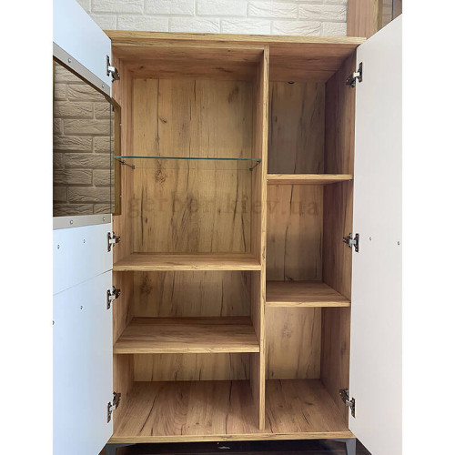 Фото вітрини SNOBI SB6 BOGFRAN від покупця – наповнення