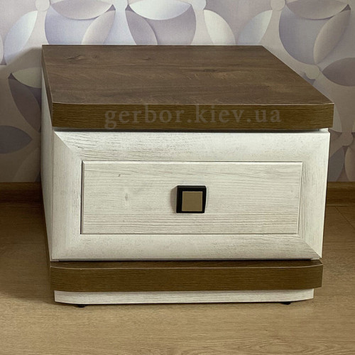 Фото приліжкової тумбочки ОРЕГОН KOM1S БРВ (ВМК) від покупця – вигляд спереду