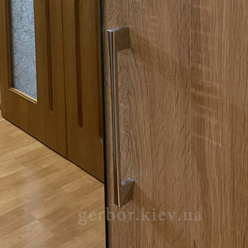 Фото шафи REG1L1D/22/8 ГОУ Гербор від покупця – ручка