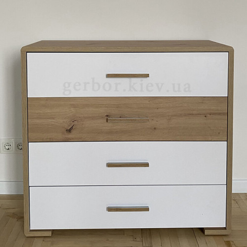 Фото комоду KOM4S БУКА Гербор від покупця – вигляд спереду