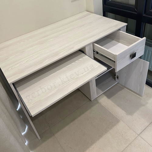 Фото письмового столу СЕЛЕНА BIU120 Гербор від покупця – стільниця