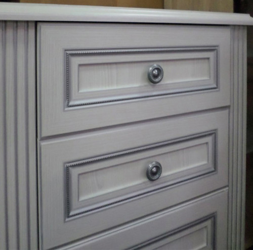 ВАЙТ Комод 4S/60 Гербор у кольорі ясен сніжний / сосна срібна