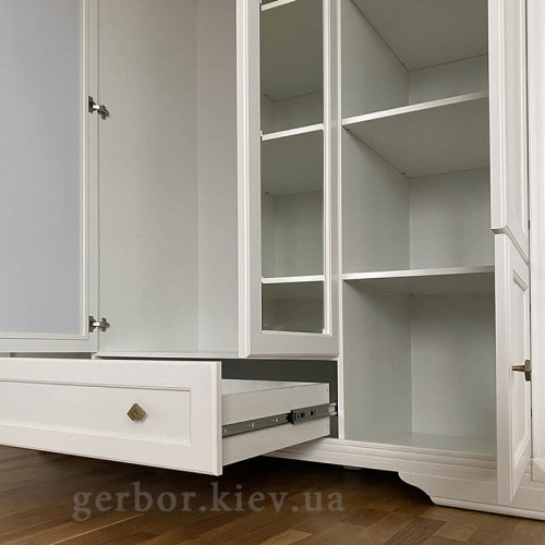 Фото шафи КЛЕО 4D1S Гербор від покупця – напрямні шухляди