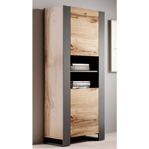 Фото витрины WOOD CAMA MEBLE – вид сбоку