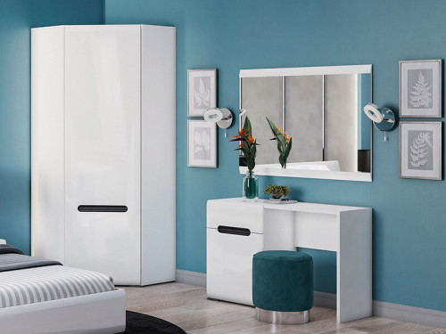 Фото дзеркала LUS АЦТЕКА БРВ в інтер'єрі спальні