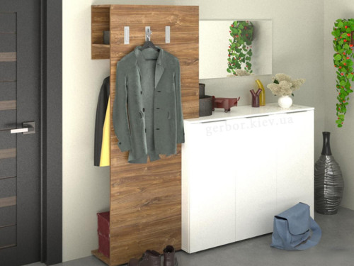 Фото зеркала 105 VERBENA VMV Holding в интерьере прихожей