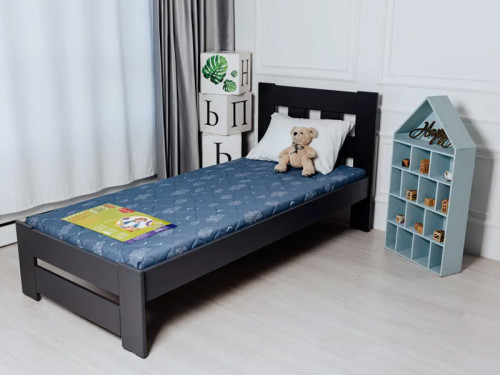 На фото детский матрас СИМБА КИДС МОМЕНТ МАТРОЛЮКС на кровати