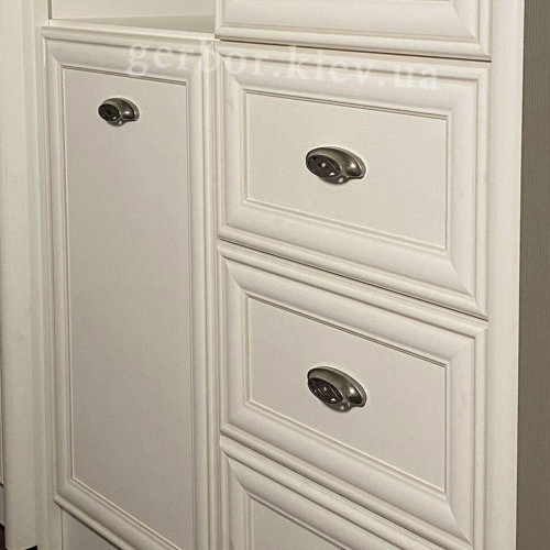 Фото спальні САЛЕРНО Гербор від покупця – ручки меблів