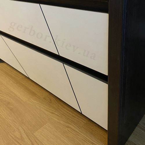 Фото  вітрини КАСПIАН білий сніг  REG2W2S БРВ (ВМК) від покупця – фасад