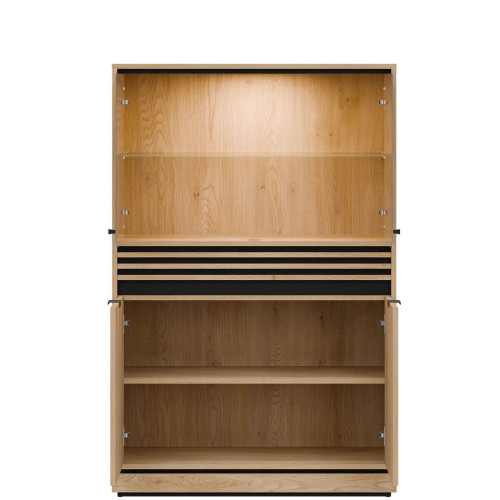 Фото їдальні FERRO LIVEO – наповнення вітрини