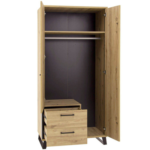 Фото детской LOFT BOGFRAN – наполнение шкафа