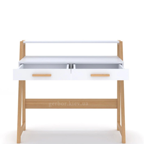 Фото кабінету STEKA ВМВ – наповнення письмового столу