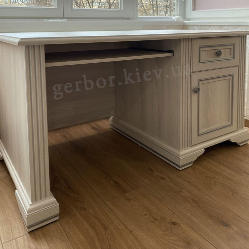 Фото письмового столу 130 ВАЙТ Гербор від покупця – вигляд збоку