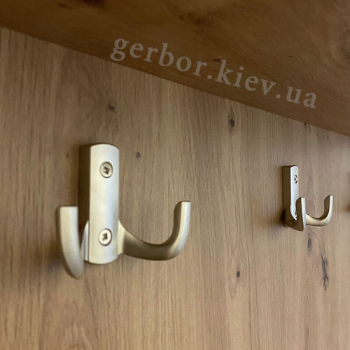 Фото передпокою РІКО Гербор – гачки вішалки
