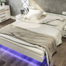 Фото ліжка 2-сп 1.4 (каркас) Б'ЯНКО Світ Меблів білий / білий глянець / дуб сонома в інтер'єрі спальні