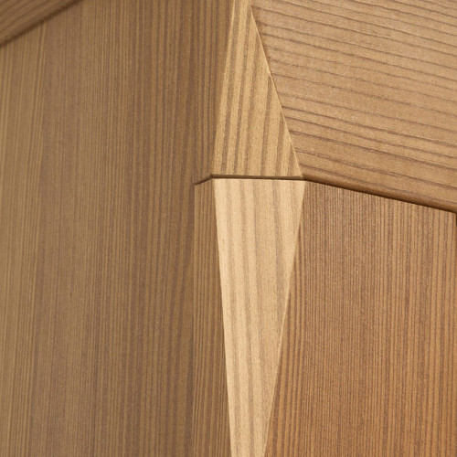 На фото боковое углубление тумбы ТВ BERGEN RTV3S BRW