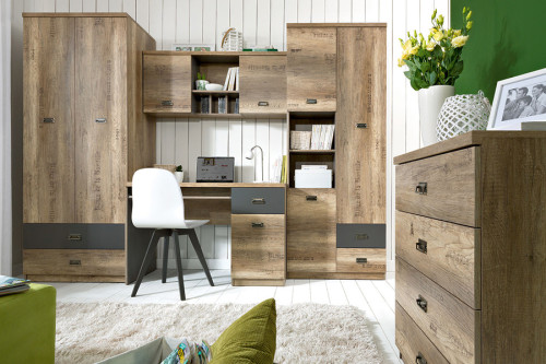 Фото комода MALCOLM KOM4S/80 BRW в интерьере детской