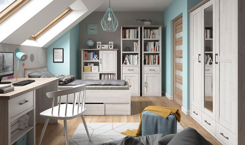 На фото стеллаж LUCA JUZI REG2D BRW в детской