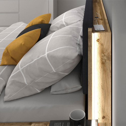 Фото изголовья с полкой с подсветкой кровати TETRIX LOZ/160/B-POL-NAK BRW дуб вотан