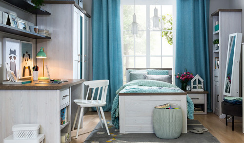 На фото шкаф LUCA JUZI SZF3D3S BRW в интерьере детской