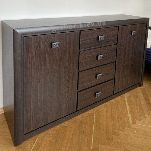 На фото вид збоку комоду КОЕН KOM2D4S Гербор венге магія від покупця