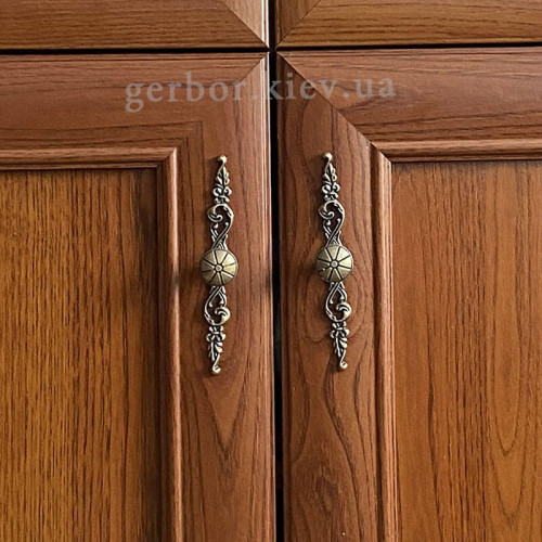 Фото комоду 2D2S Соната Гербор від покупця – ручки