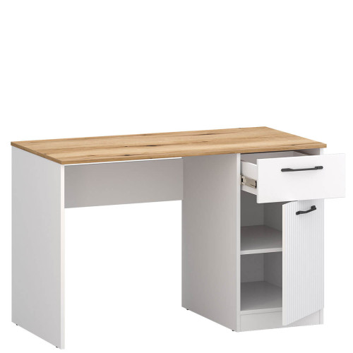 Фото кабінету VELUTTO MEBELBOS – наповнення письмового столу