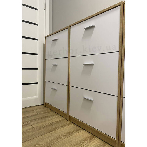 Фото тумби для взуття SFB3K НЕПО Гербор дуб сонома / німфея альба в інтер'єрі передпокою